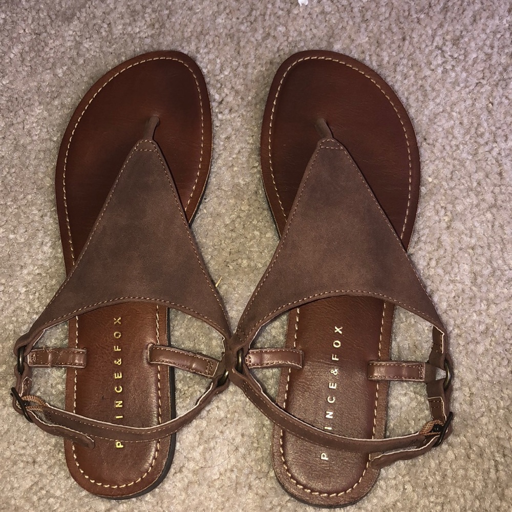 Brown summer sandal size 8